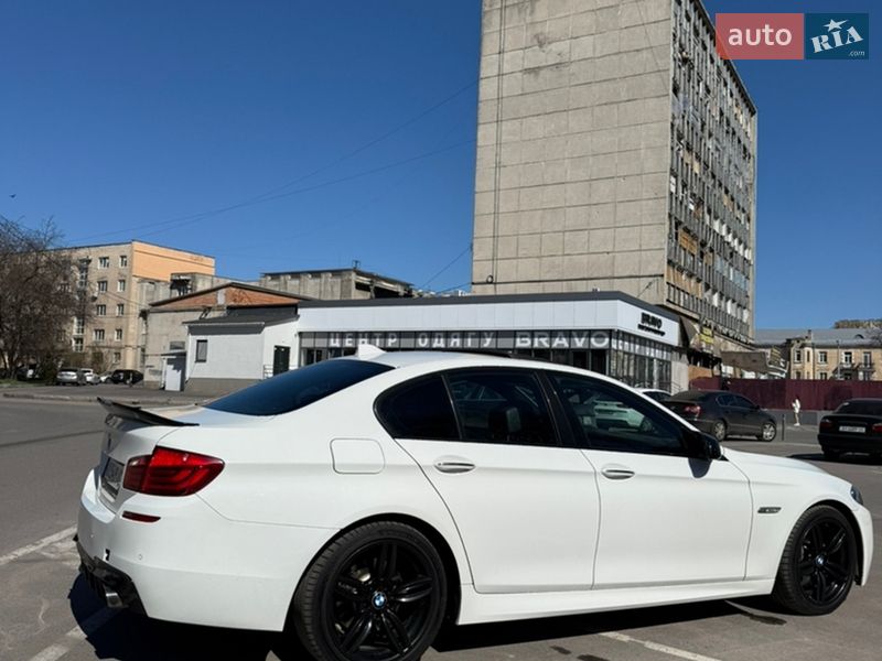 Седан BMW 5 Series 2012 в Виннице