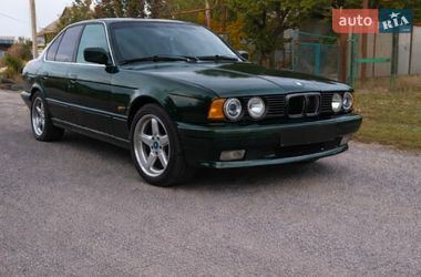 Седан BMW 5 Series 1990 в Дніпрі