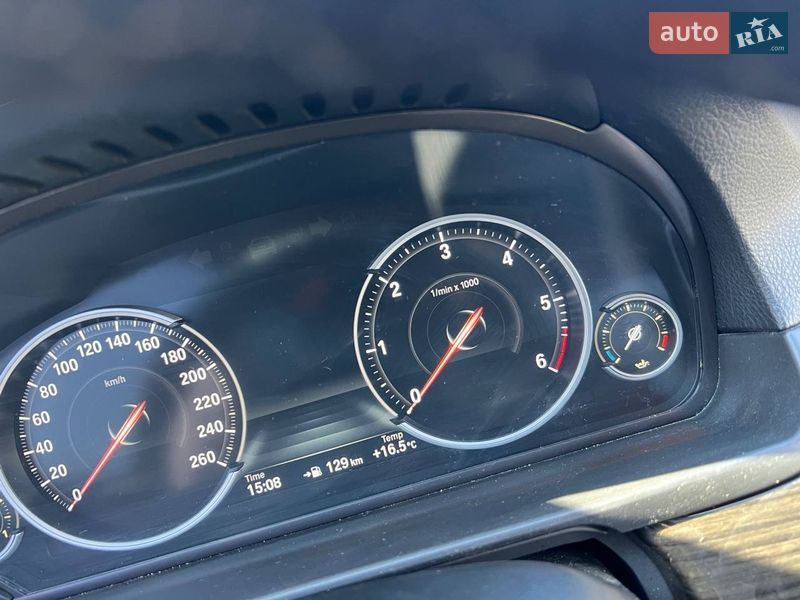 Седан BMW 5 Series 2015 в Івано-Франківську