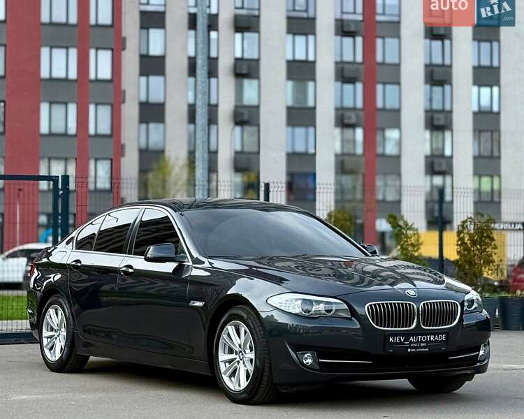 Седан BMW 5 Series 2012 в Киеве