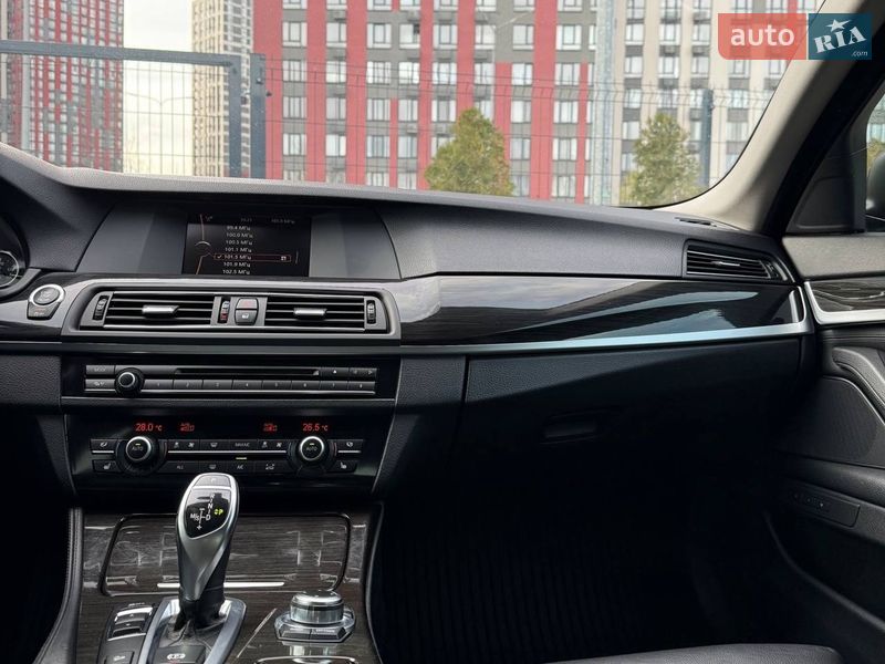 Седан BMW 5 Series 2012 в Киеве