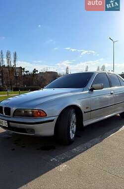 Седан BMW 5 Series 1998 в Харькове