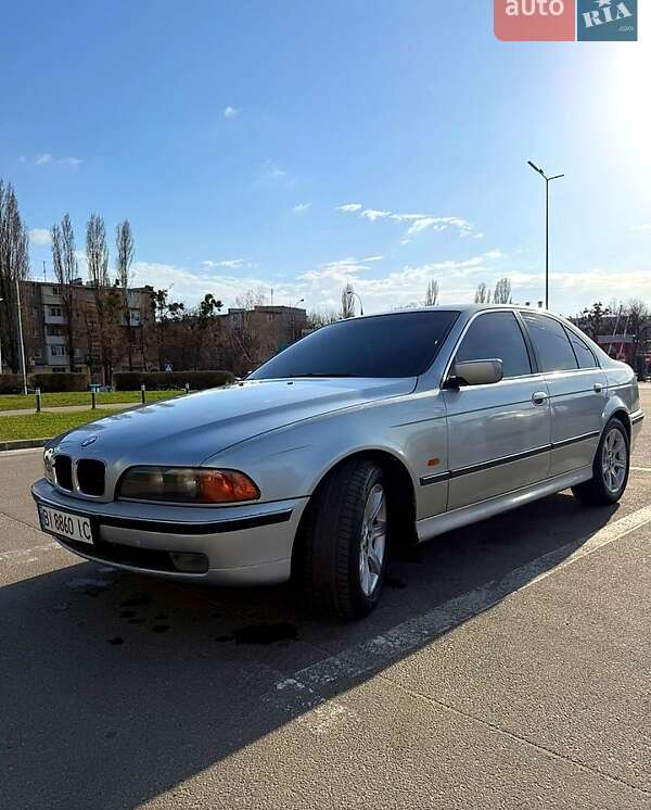 BMW 5 Series 1998