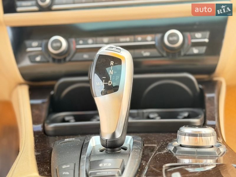 Седан BMW 5 Series 2011 в Києві