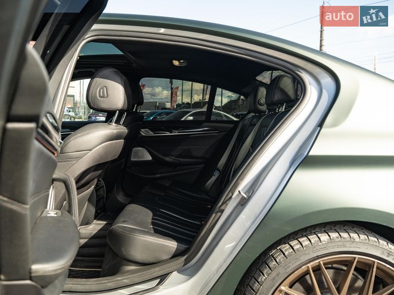 Седан BMW 5 Series 2017 в Чернівцях