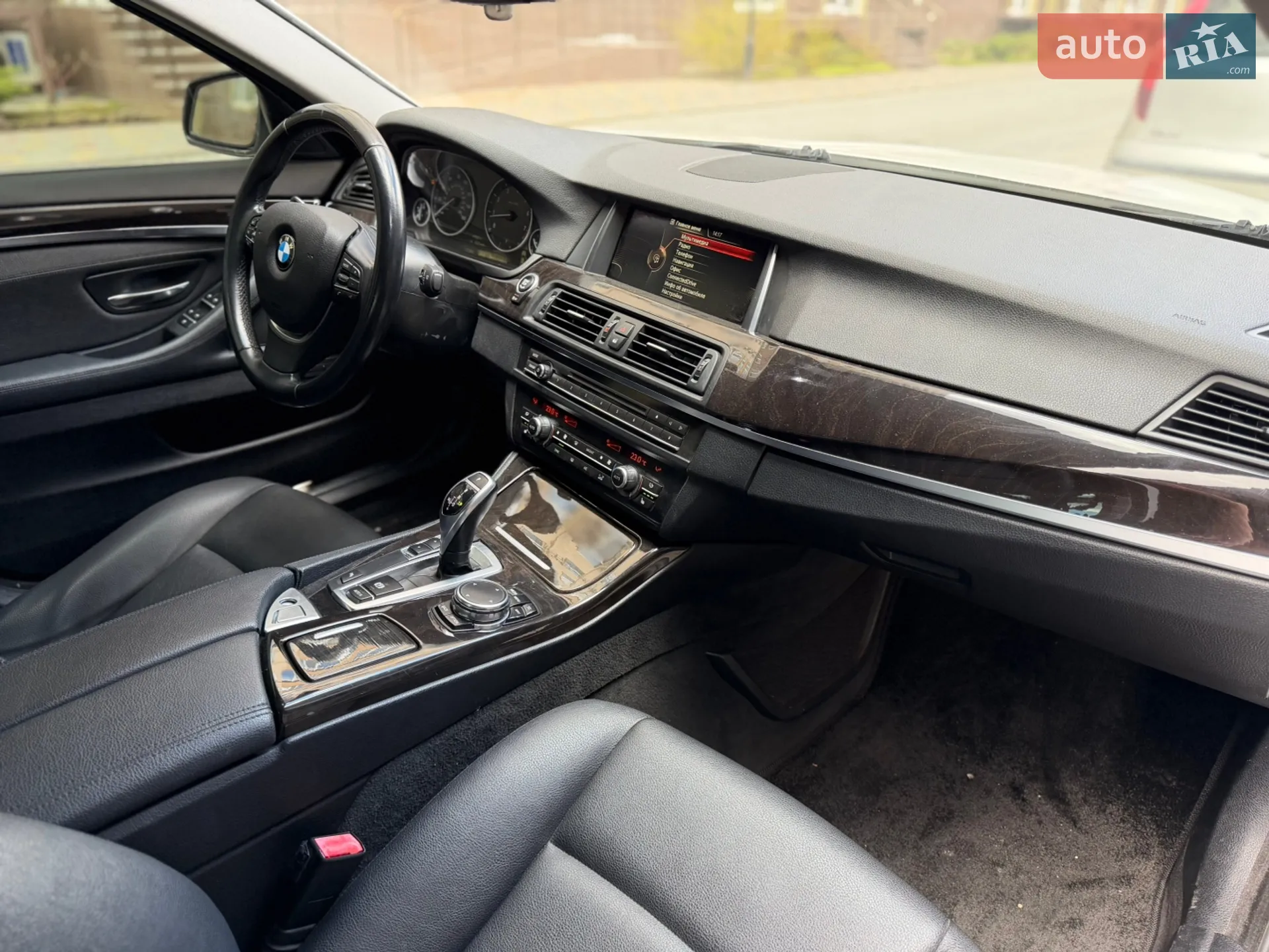 2015 BMW 5er - мініатюра 6
