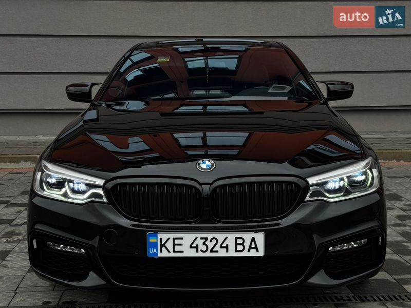 Седан BMW 5 Series 2017 в Львові
