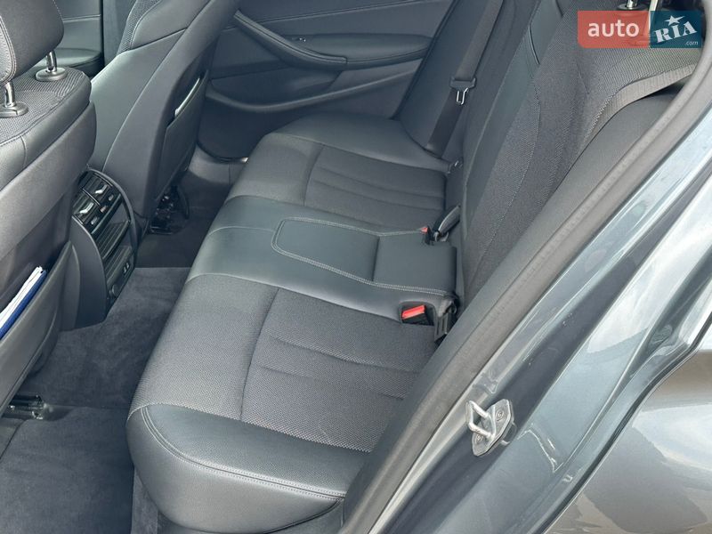 Седан BMW 5 Series 2019 в Виннице