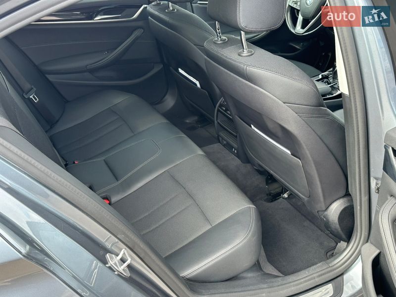 Седан BMW 5 Series 2019 в Виннице