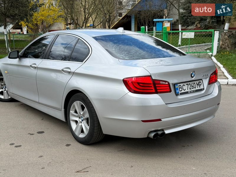 Седан BMW 5 Series 2012 в Дрогобичі