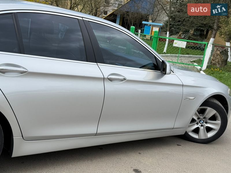 Седан BMW 5 Series 2012 в Дрогобичі