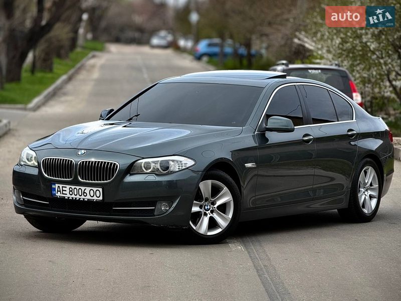 BMW 5 Series 2012