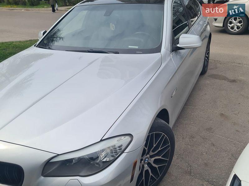 Седан BMW 5 Series 2013 в Львове