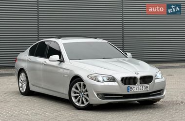 Седан BMW 5 Series 2010 в Львові