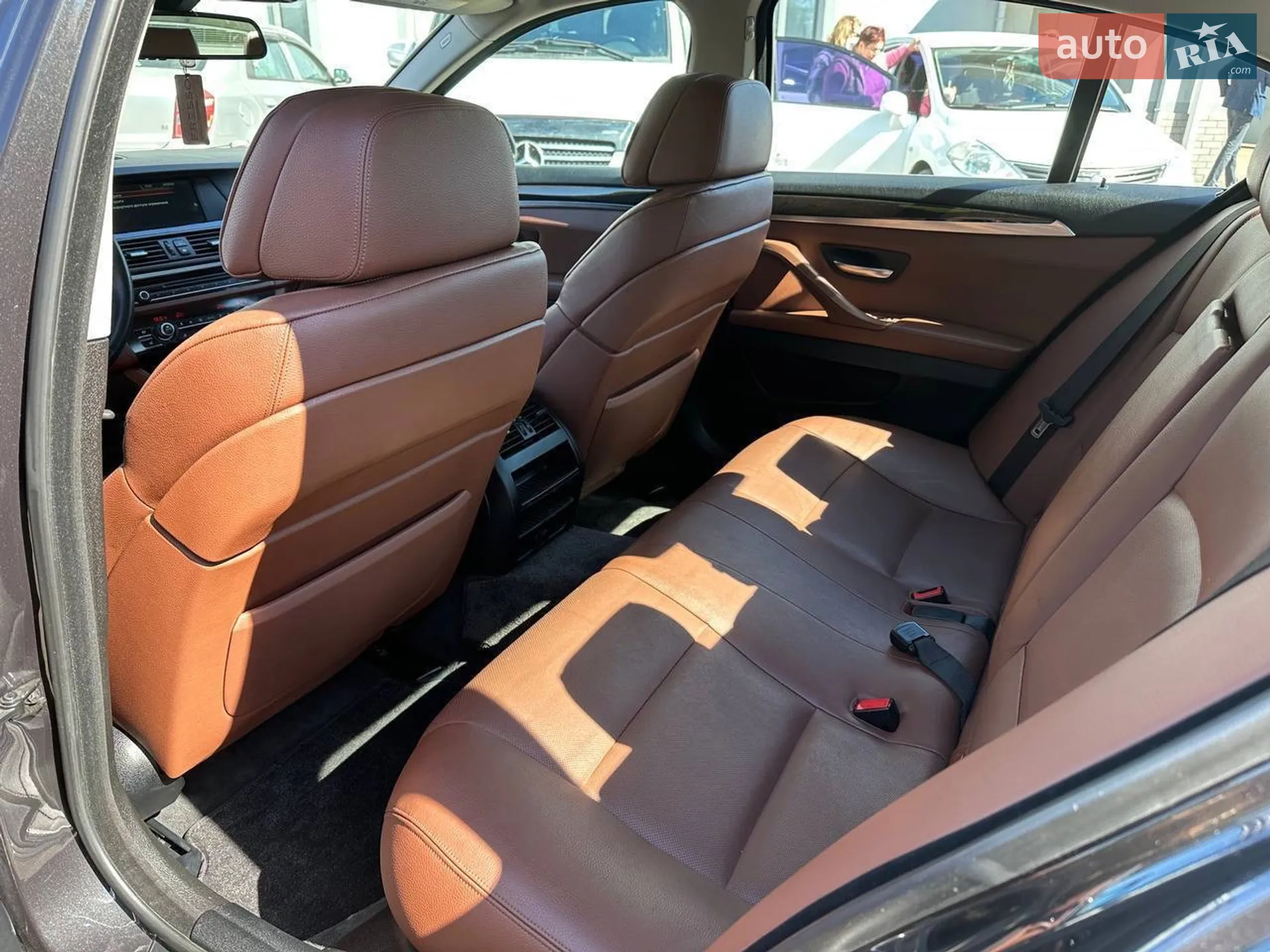 2012 BMW 5er - мініатюра 3