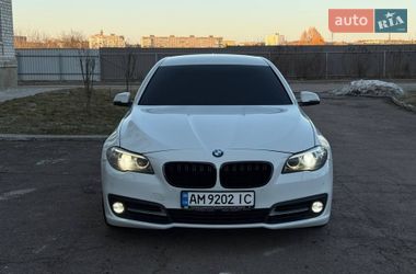 Седан BMW 5 Series 2014 в Гатном