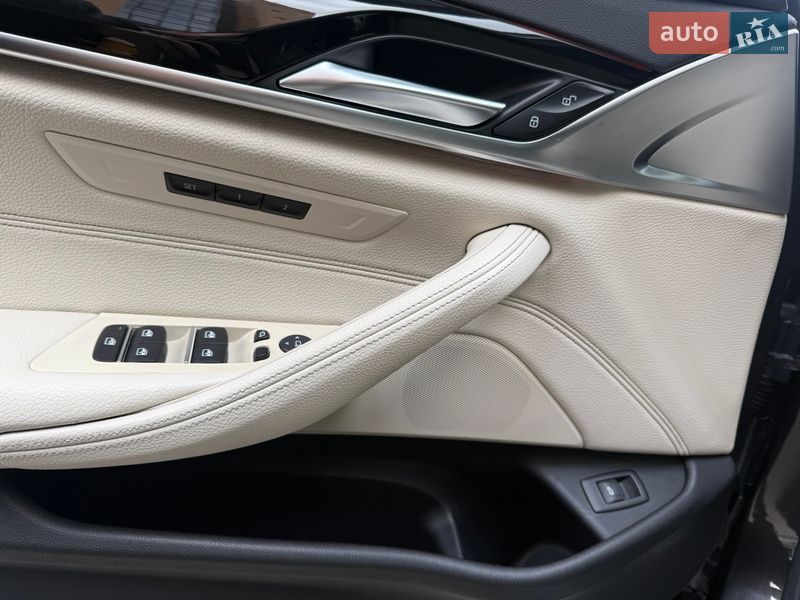 Седан BMW 5 Series 2018 в Дніпрі