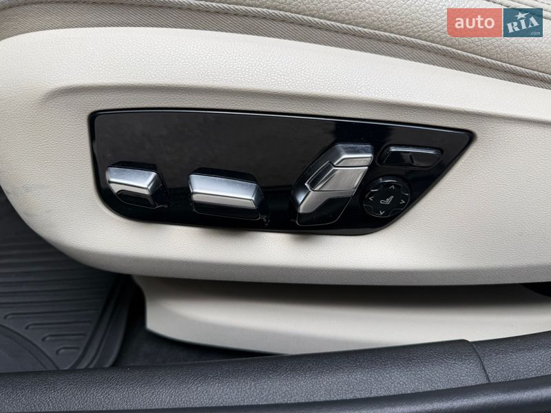 Седан BMW 5 Series 2018 в Дніпрі