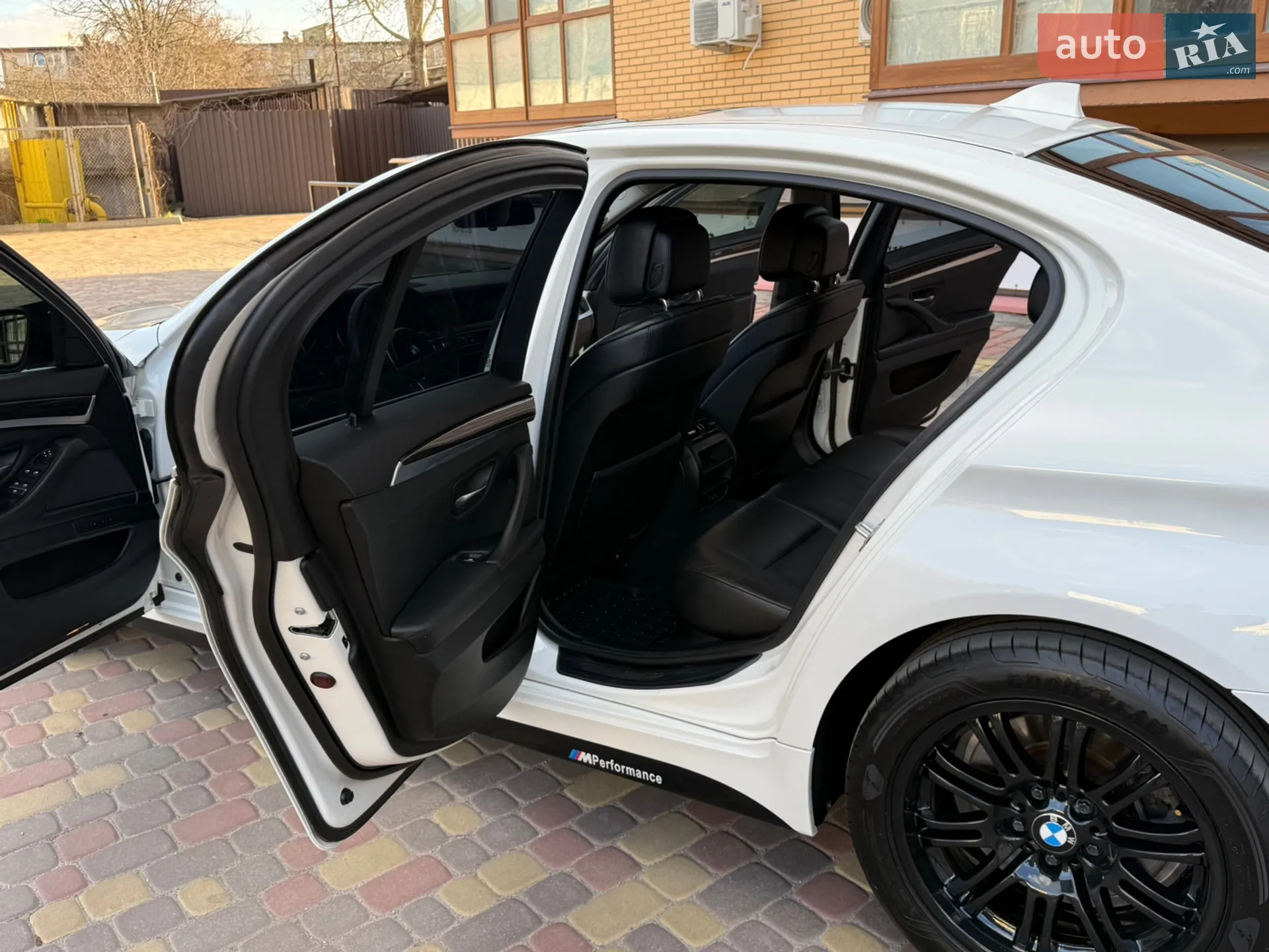 2013 BMW 5er - мініатюра 14