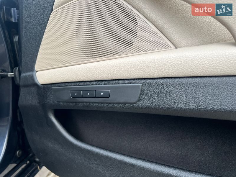 Седан BMW 5 Series 2011 в Вишневом фото 22 Седан BMW 5 Series 2011 в Вишневом