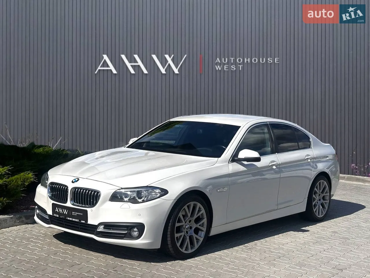 2015 BMW 5er - мініатюра 18