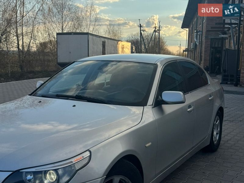 Седан BMW 5 Series 2004 в Виннице