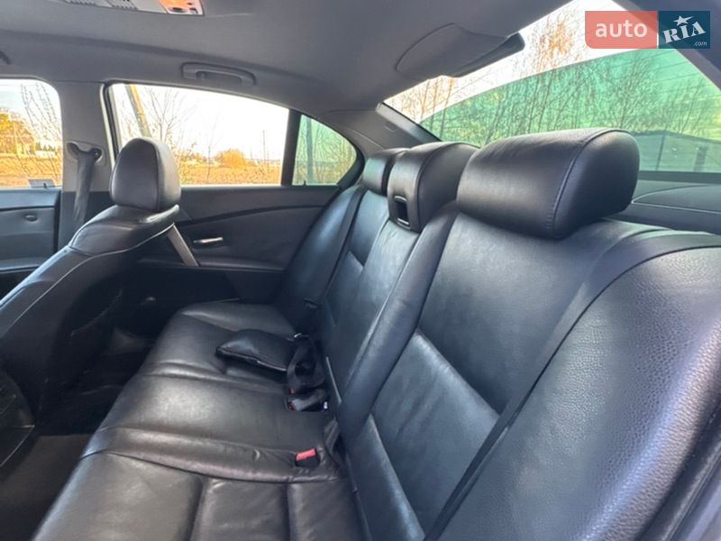 Седан BMW 5 Series 2004 в Виннице
