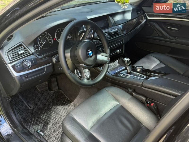 Седан BMW 5 Series 2015 в Александрие