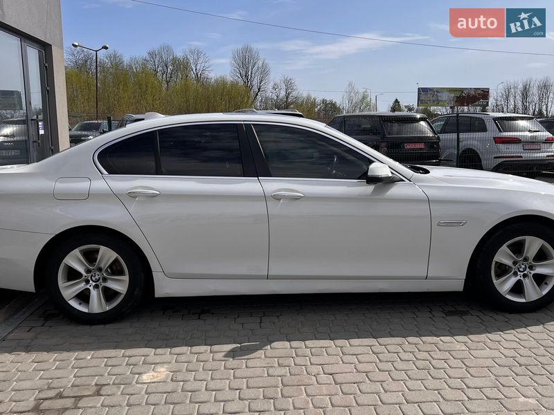 Седан BMW 5 Series 2014 в Львові