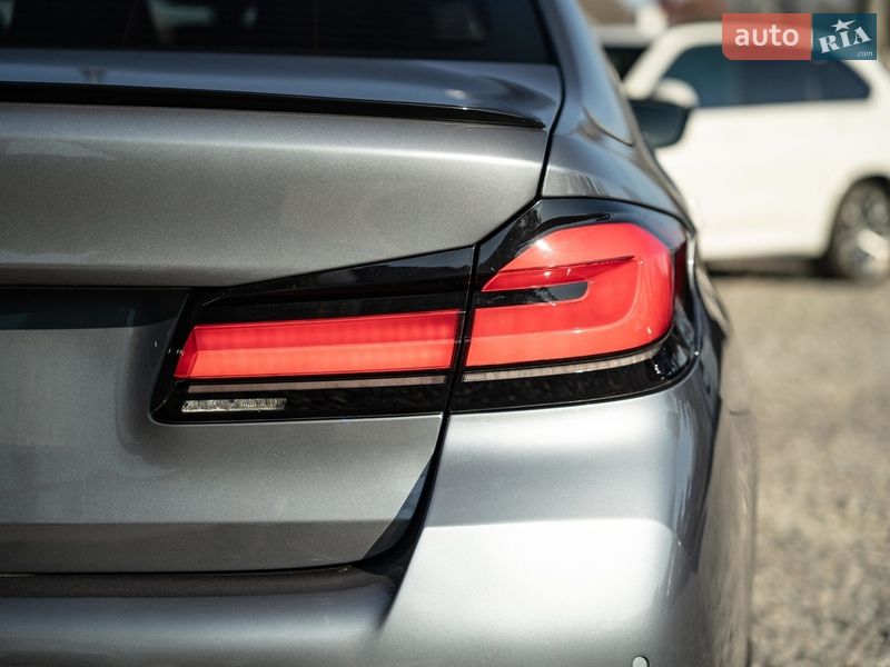 Седан BMW 5 Series 2018 в Чернівцях