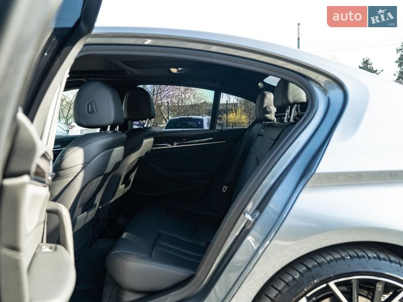 Седан BMW 5 Series 2018 в Чернівцях