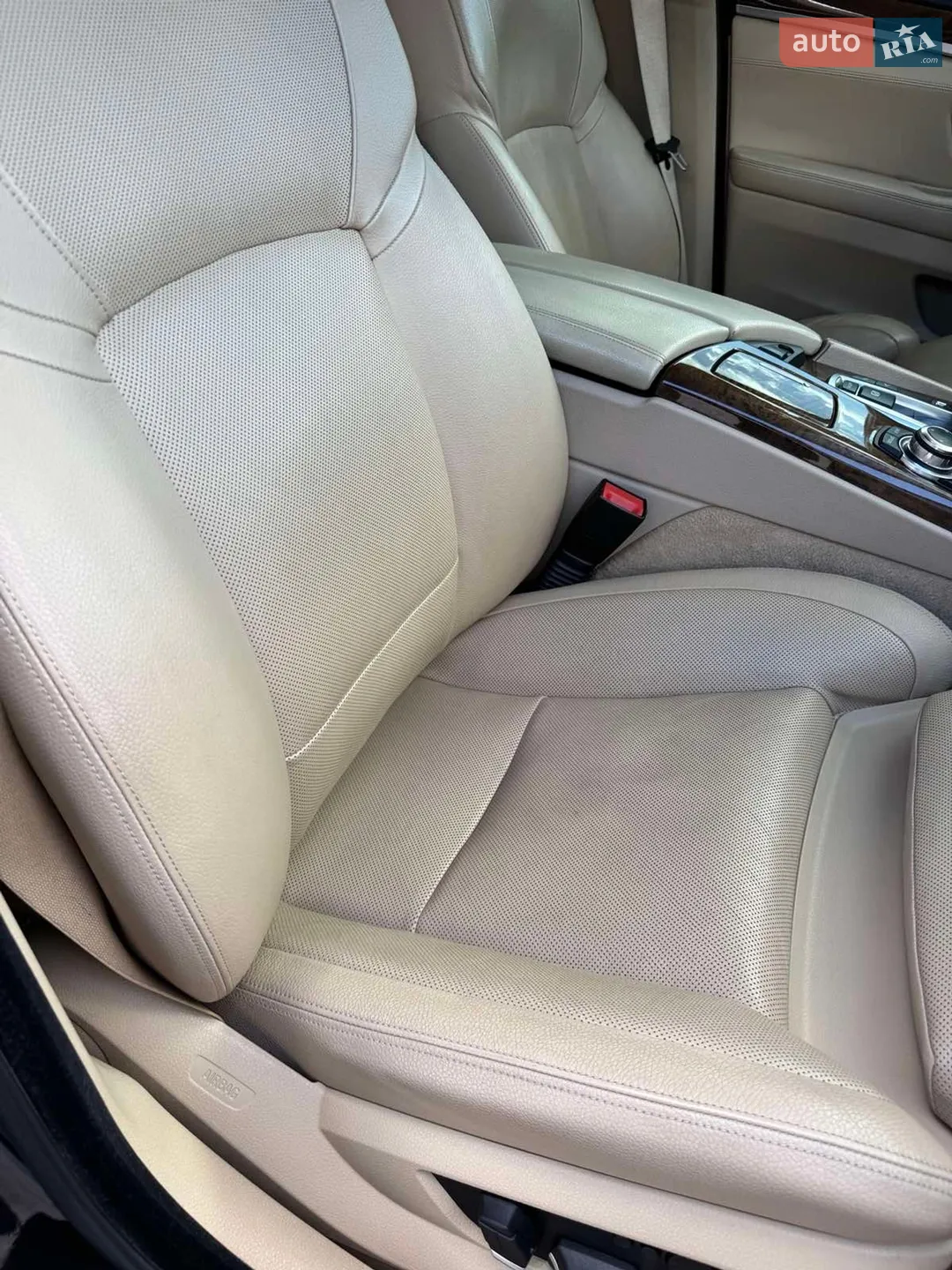 2012 BMW 5er - мініатюра 14