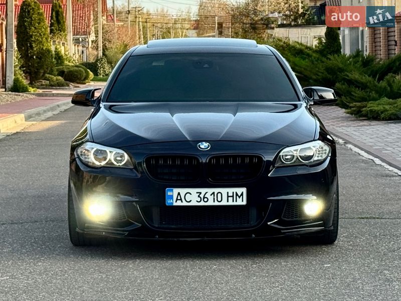 Седан BMW 5 Series 2011 в Одессе