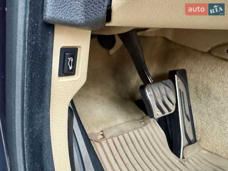 Седан BMW 5 Series 2011 в Одессе