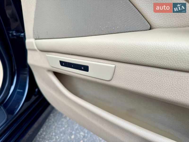 Седан BMW 5 Series 2011 в Одессе