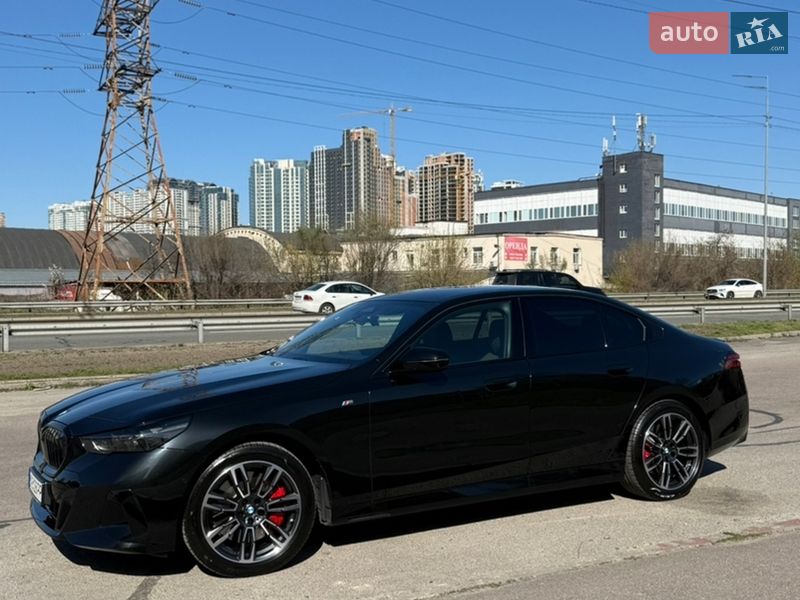 Седан BMW 5 Series 2025 в Киеве фото 41 Седан BMW 5 Series 2025 в Киеве
