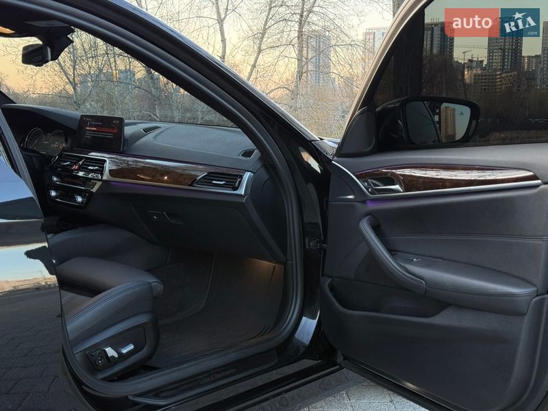 Седан BMW 5 Series 2018 в Киеве фото 17 Седан BMW 5 Series 2018 в Киеве