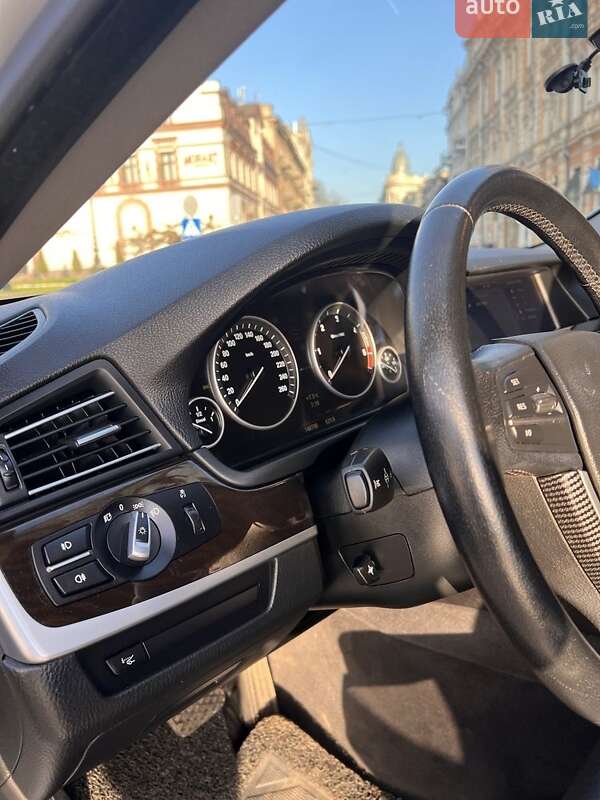 Седан BMW 5 Series 2010 в Одесі