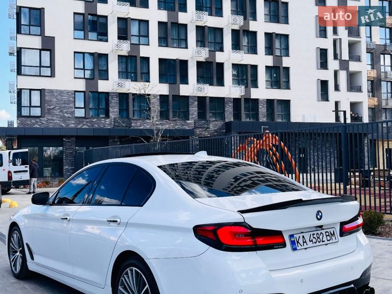 Седан BMW 5 Series 2017 в Кропивницькому