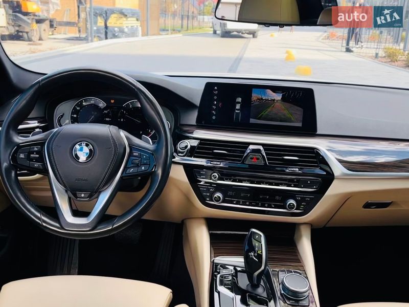 Седан BMW 5 Series 2017 в Кропивницькому