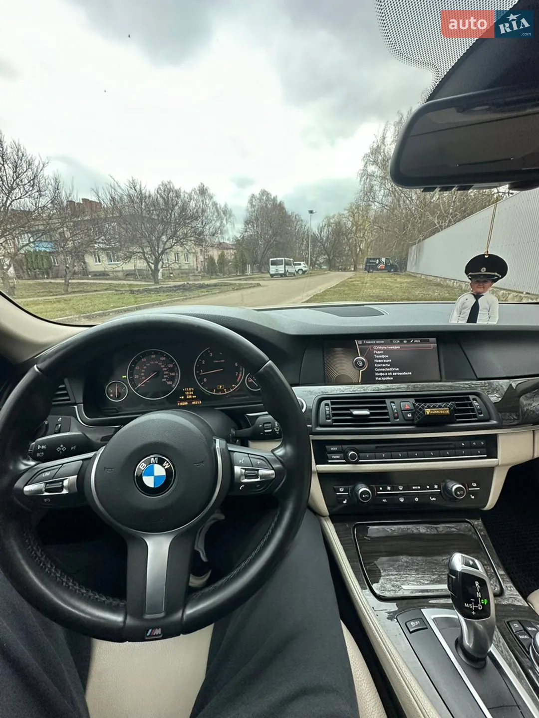 2010 BMW 5er - мініатюра 28