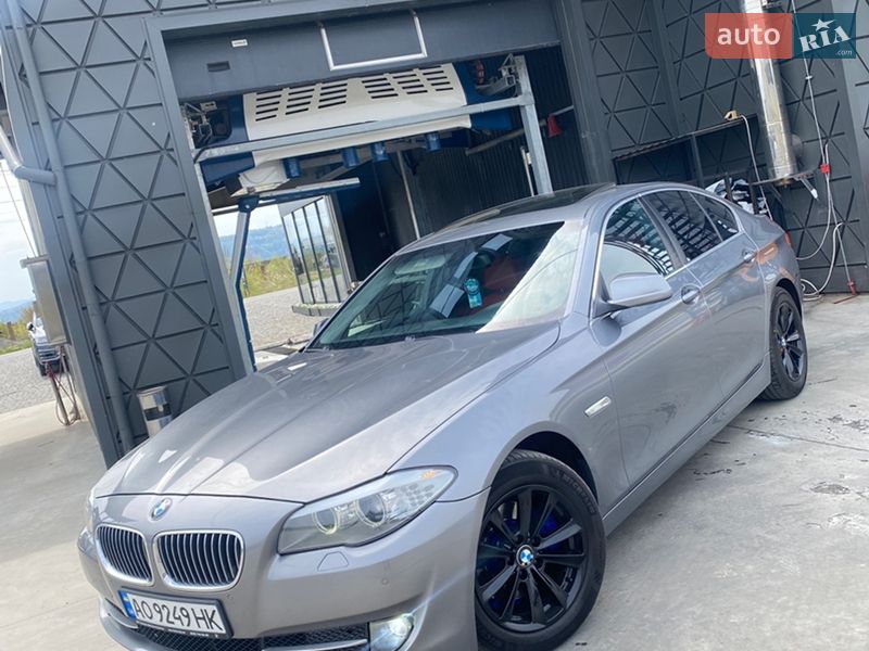 BMW 5 Series 2011