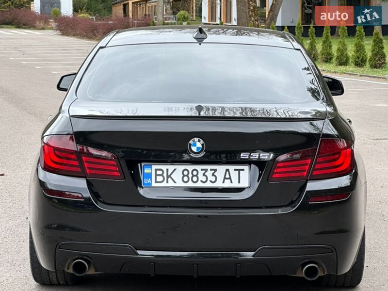 Седан BMW 5 Series 2013 в Ровно