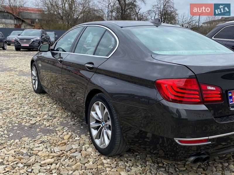 Седан BMW 5 Series 2013 в Самборе