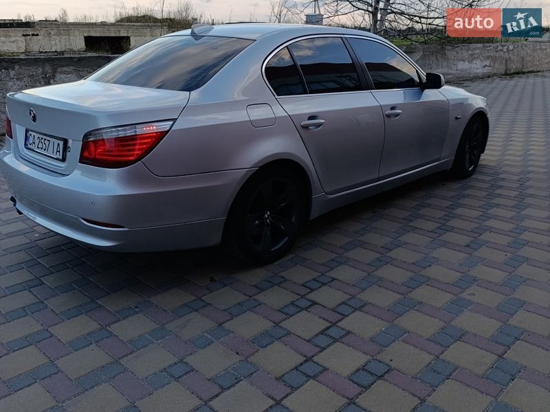 Седан BMW 5 Series 2007 в Гайсину
