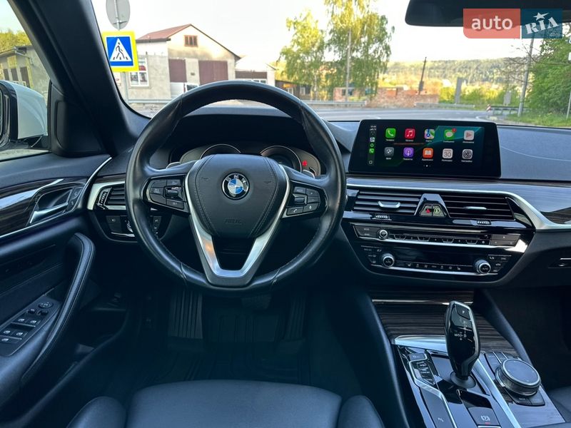 Седан BMW 5 Series 2017 в Виннице