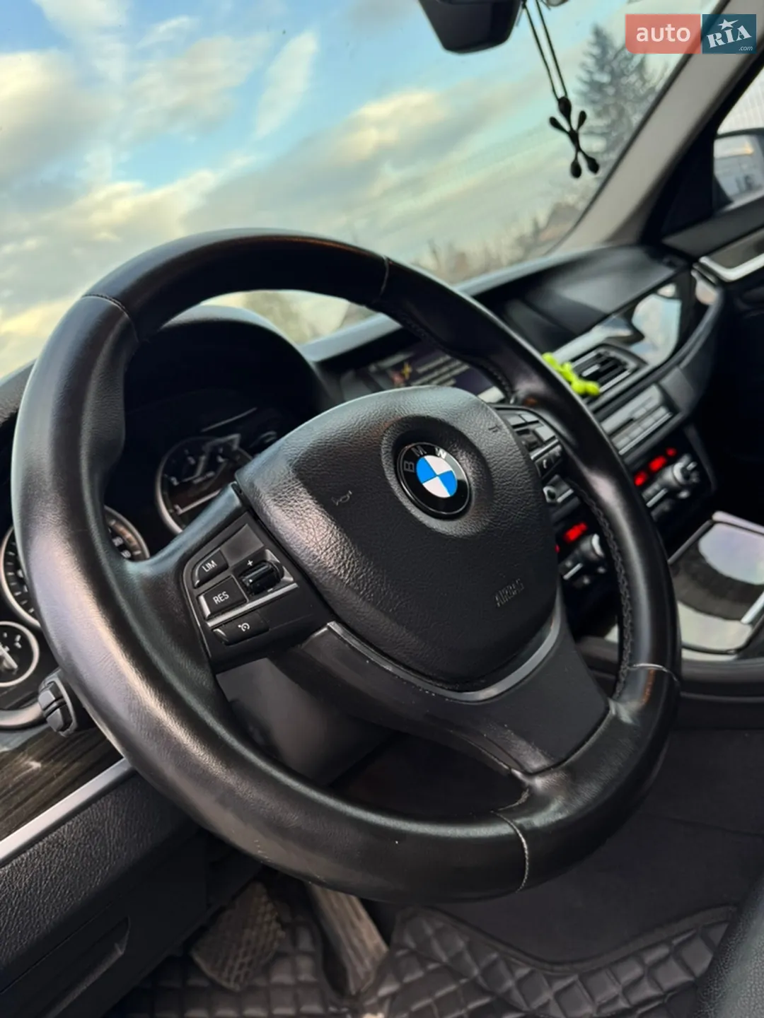 2013 BMW 5er - мініатюра 41