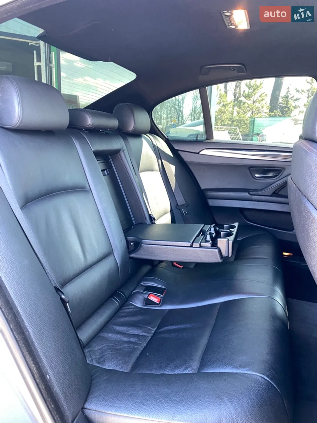 2010 BMW 5er - мініатюра 30