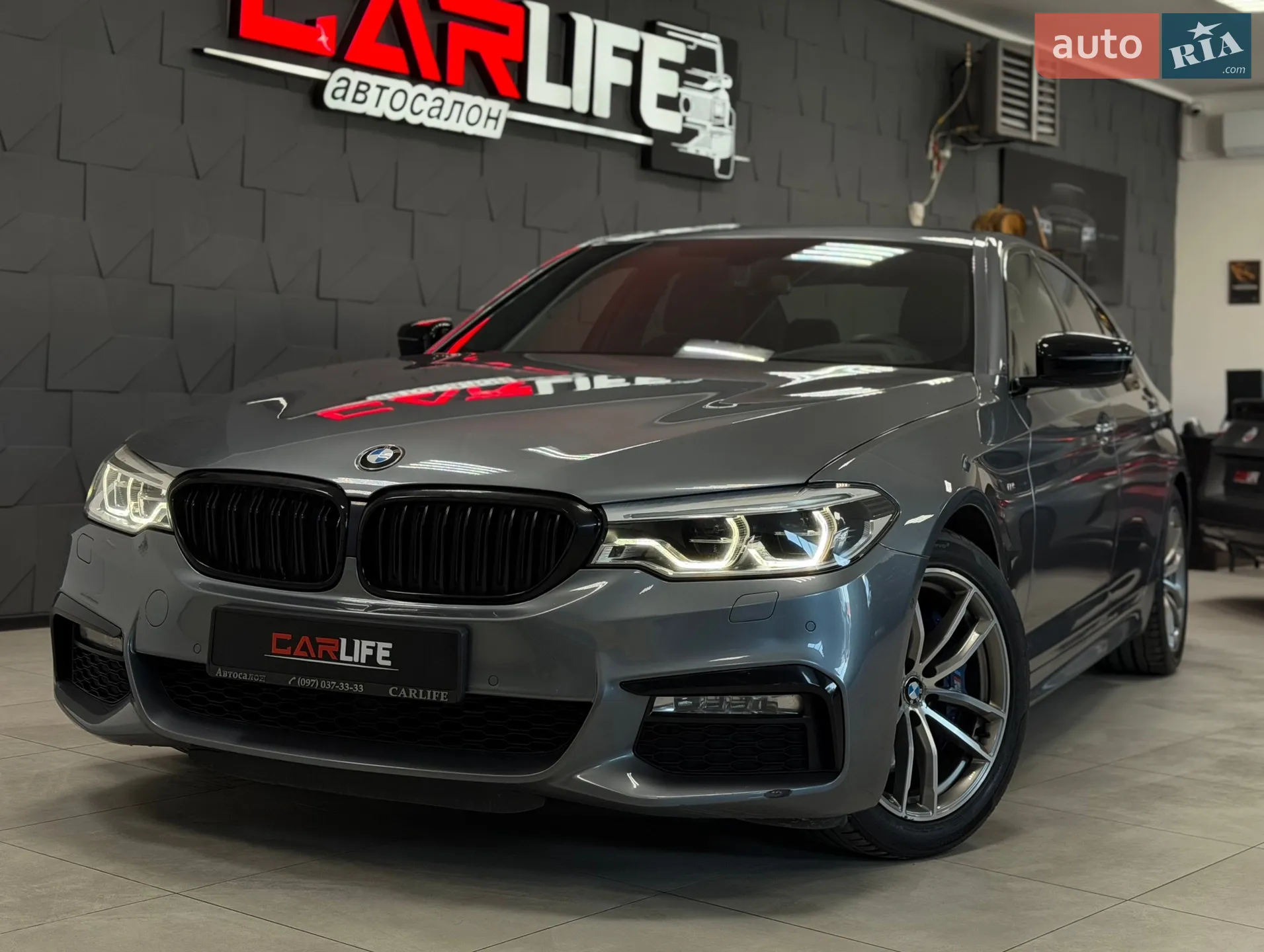 2017 BMW 5er - мініатюра 2