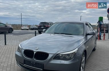 Седан BMW 5 Series 2007 в Ровно